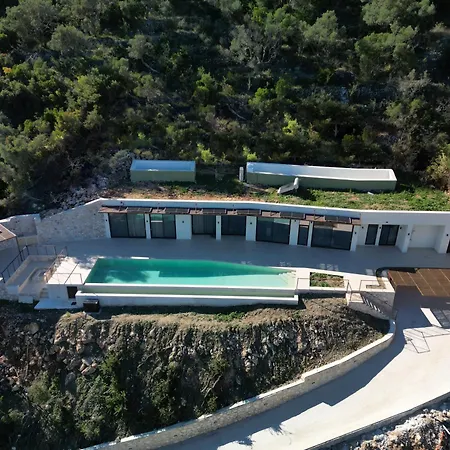 Villa Mulberry *