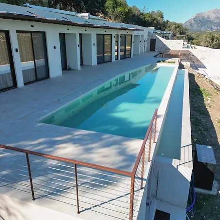 Villa Mulberry