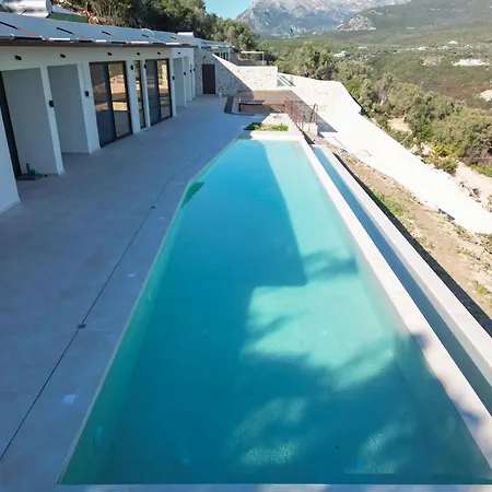 Villa Mulberry *