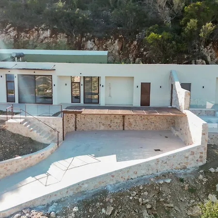 Mulberry Villa *