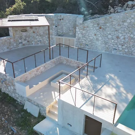 Villa Mulberry *