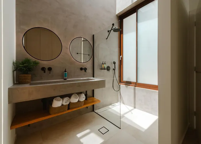 Mulberry Sivota (Lefkada)